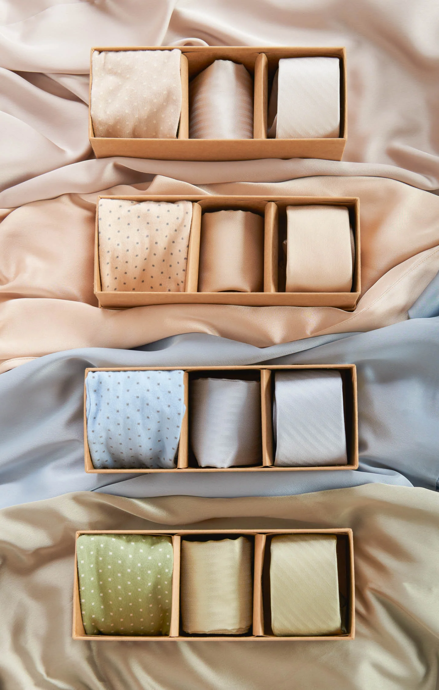 Mumu Weddings x Tie Bar Gift Box ~ Show Me The Ring Solid - Image 7