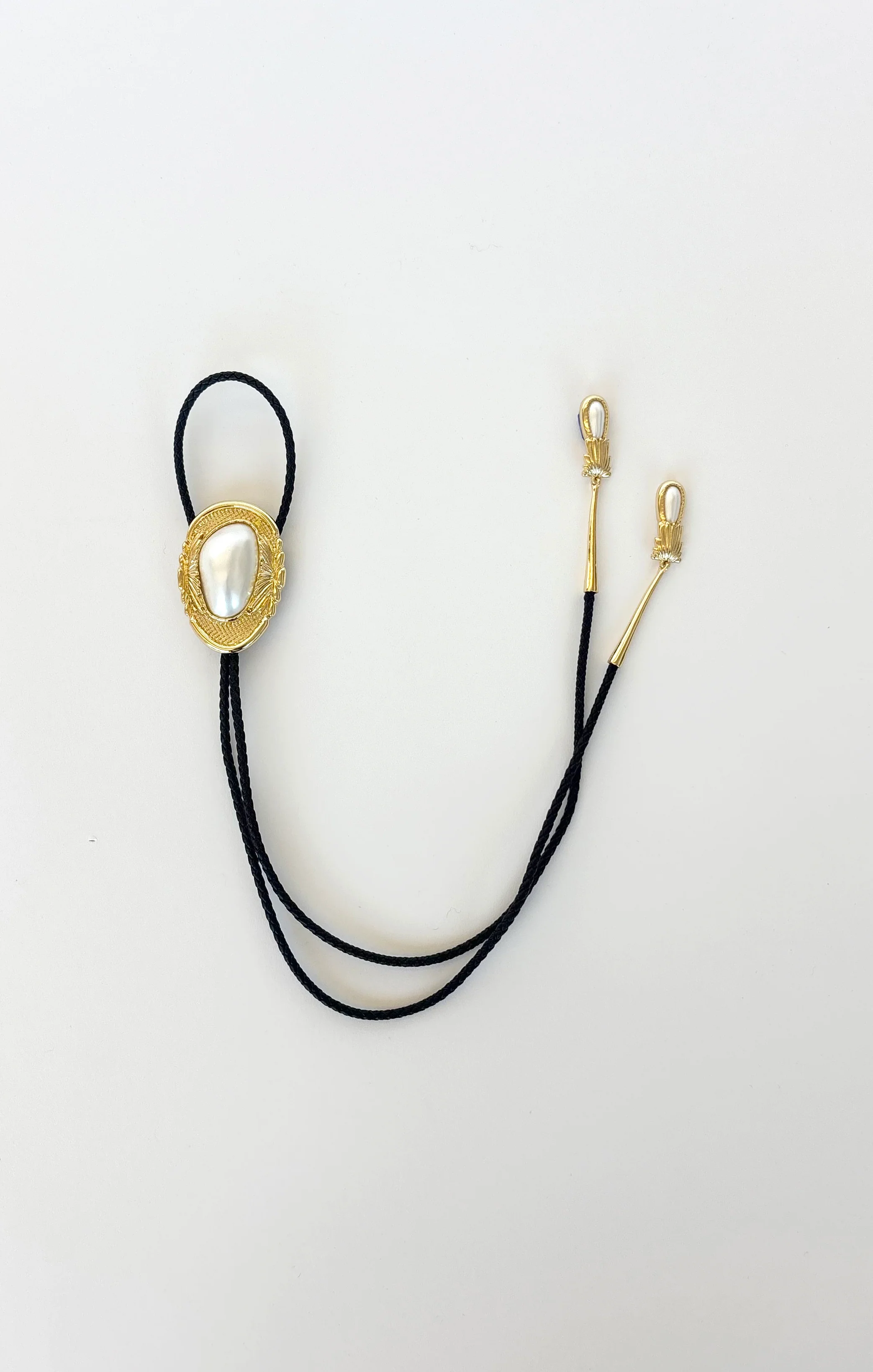 Petit Moments Dolly Bolo Tie Necklace ~ Black - Image 2